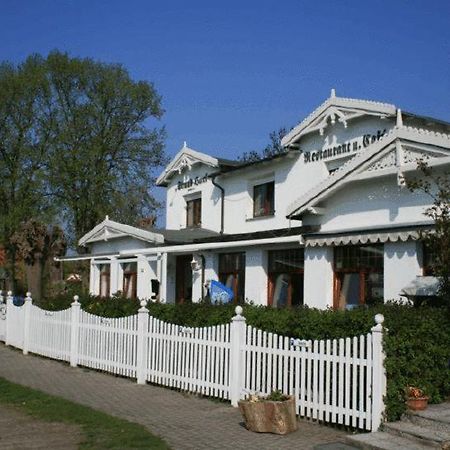 Strand-Hotel Лобе Екстериор снимка