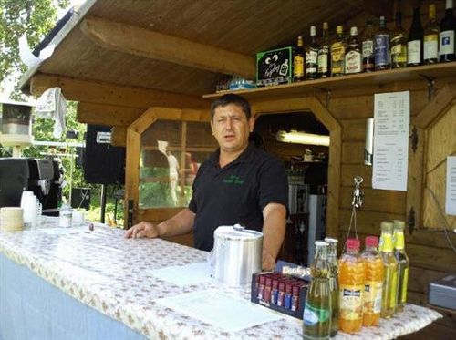 Strand-Hotel Лобе Екстериор снимка